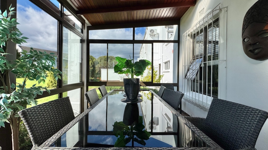 3 Bedroom Property for Sale in Roundhay Western Cape